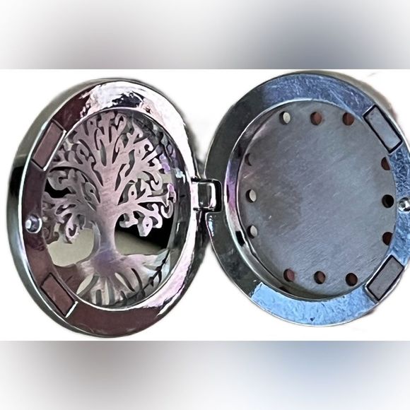 CAR VENT CLIP silver tone essential oil diffuser with wicks - Tree of Life 🌳 - Picture 3 of 4